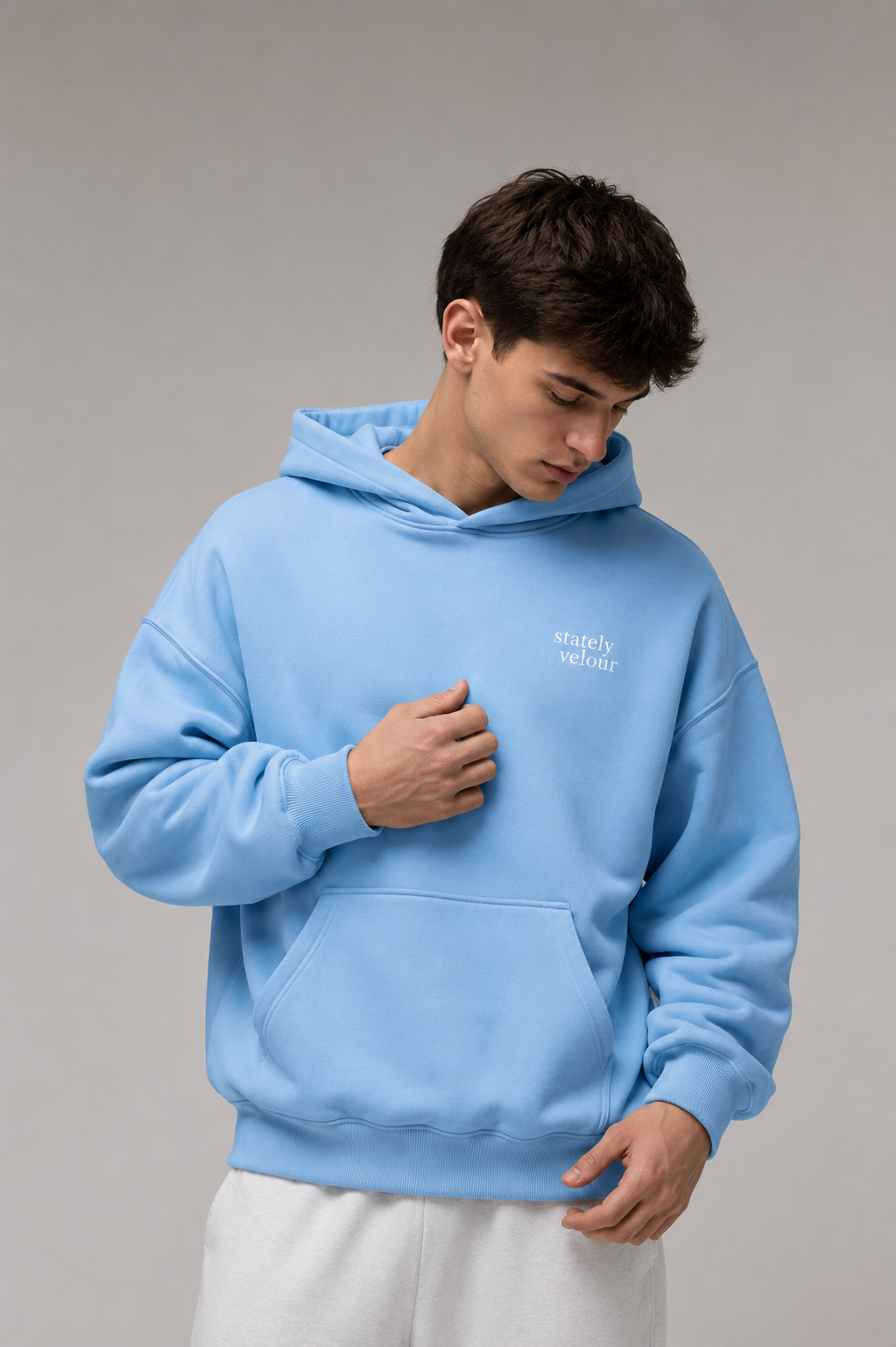 SIGNATURE BOXY HOODIE SKY (PRE-ORDER)