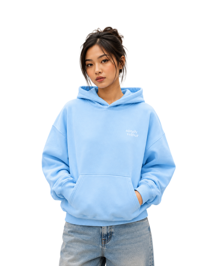SIGNATURE BOXY CROP HOODIE SKY